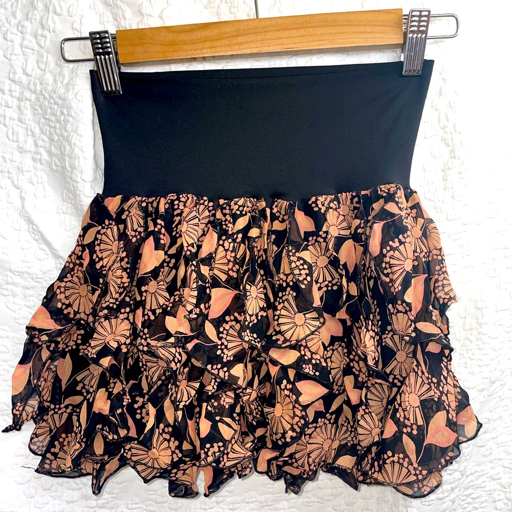 Ruffled Mini!!! - image 1